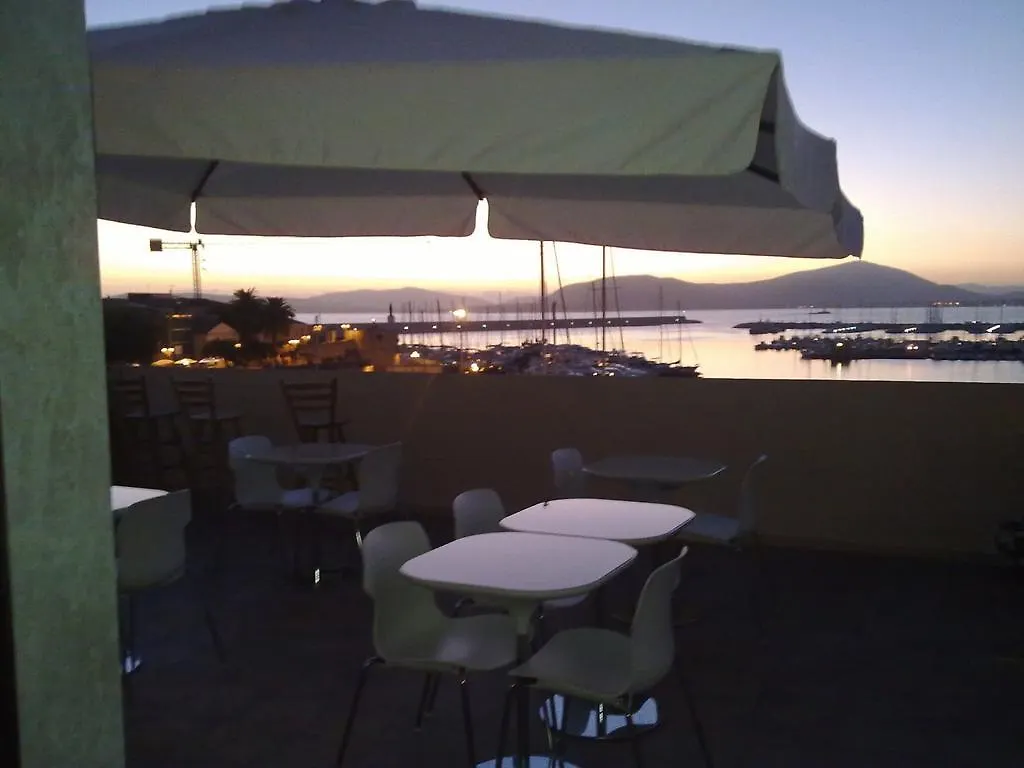 *** Frühstückspension La Terrazza Sul Porto - Guest House Alghero Italien